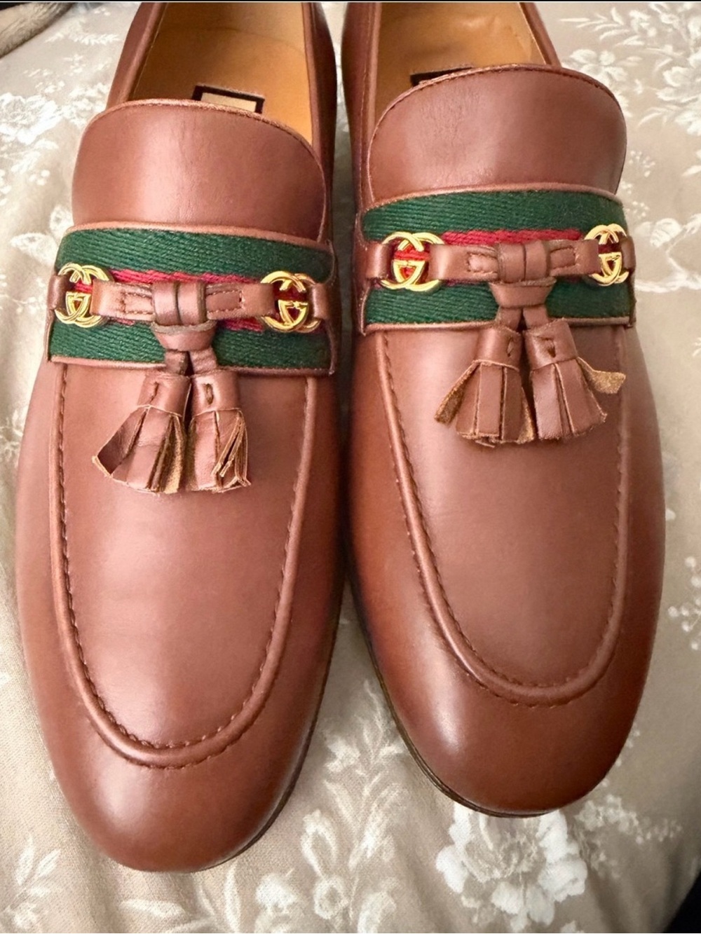 Gucci Size 37 Brown Leather Web Tassel Loafers New in Box - Picture 5 of 7